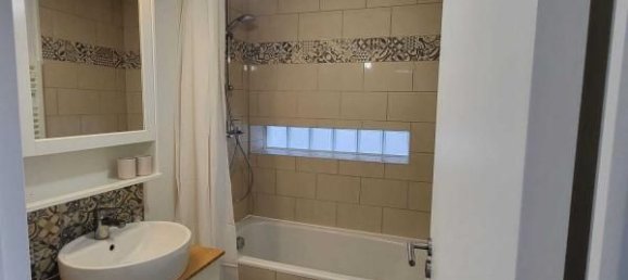 2 Schlafzimmer Doppelhaus in Athis-Mons, France, Nr. 136630 9