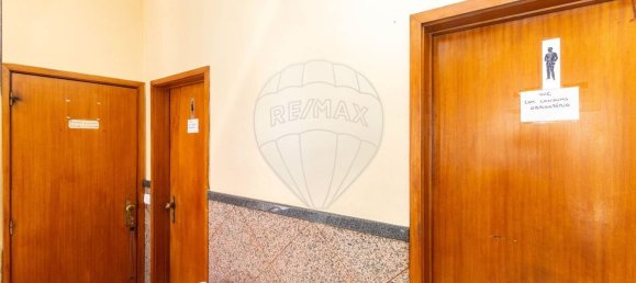91m² Commercial property in Vila Nova de Gaia, Portugal No. 268784 17
