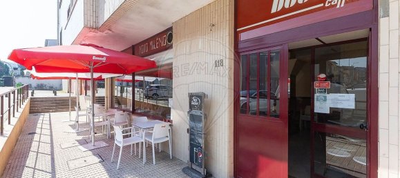 91m² Commercial property in Vila Nova de Gaia, Portugal No. 268784 5