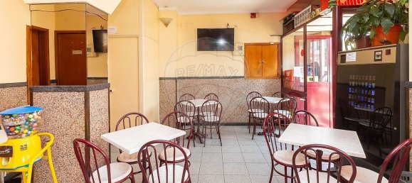 91m² Commercial property in Vila Nova de Gaia, Portugal No. 268784 7