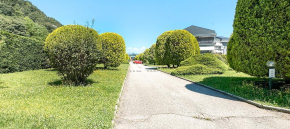 3-salle Appartement à Borgosesia, Italy No. 233867 11