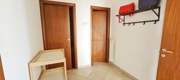 Apartamento de 3 dormitorios en Bitonto, Italy No. 325460 10