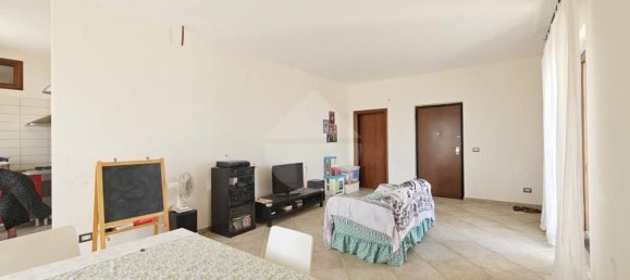 Apartamento de 3 dormitorios en Bitonto, Italy No. 325460 6