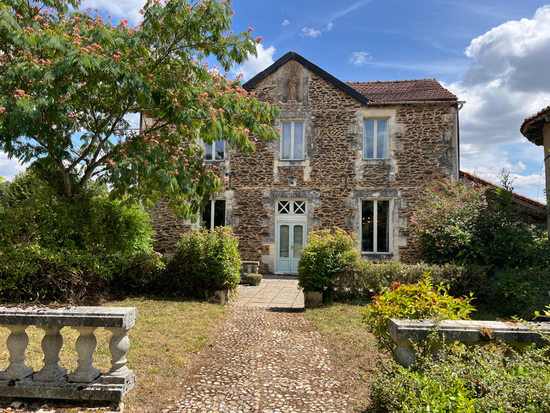 4 غرف نوم منزل في Thiviers, France رقم 279288