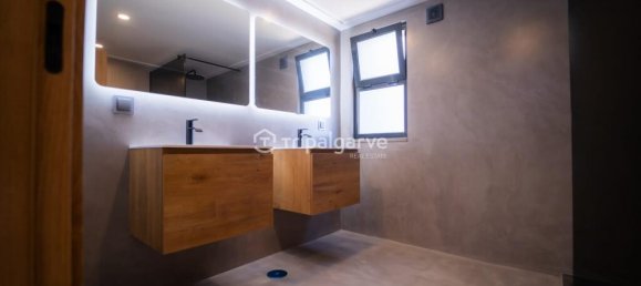 5 bedrooms Villa in Quarteira, Portugal No. 33041 43