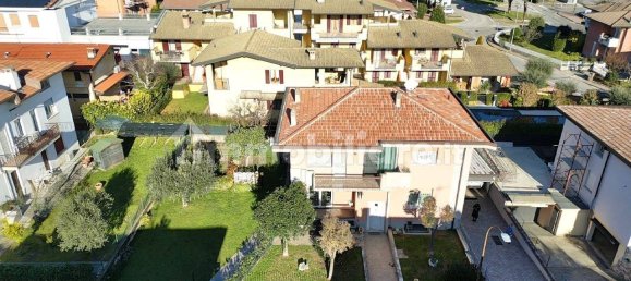 2 غرف نوم فيلا في Sirmione, Italy رقم 192611 46