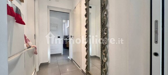 2 غرف نوم فيلا في Sirmione, Italy رقم 192611 32