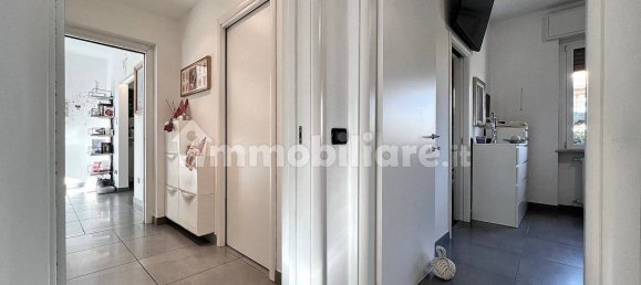 2 غرف نوم فيلا في Sirmione, Italy رقم 192611 44