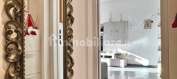 2 غرف نوم فيلا في Sirmione, Italy رقم 192611 37