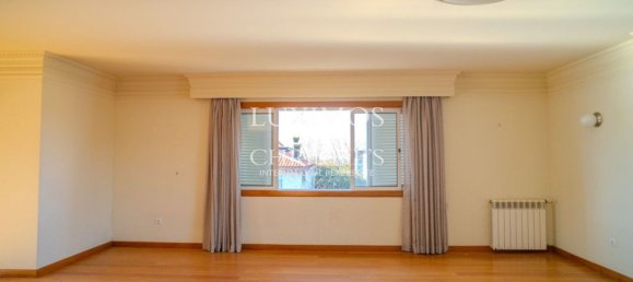 5 bedrooms Duplex in Porto, Portugal No. 105887 4