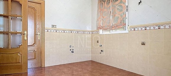 Casa de 3 dormitorios en Cúllar Vega, Spain No. 150784 44