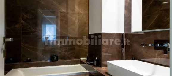 2 bedrooms Apartment in Rome, Italy No. 375622 22