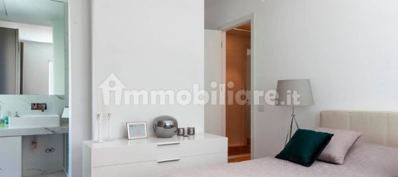 2 bedrooms Apartment in Rome, Italy No. 375622 16