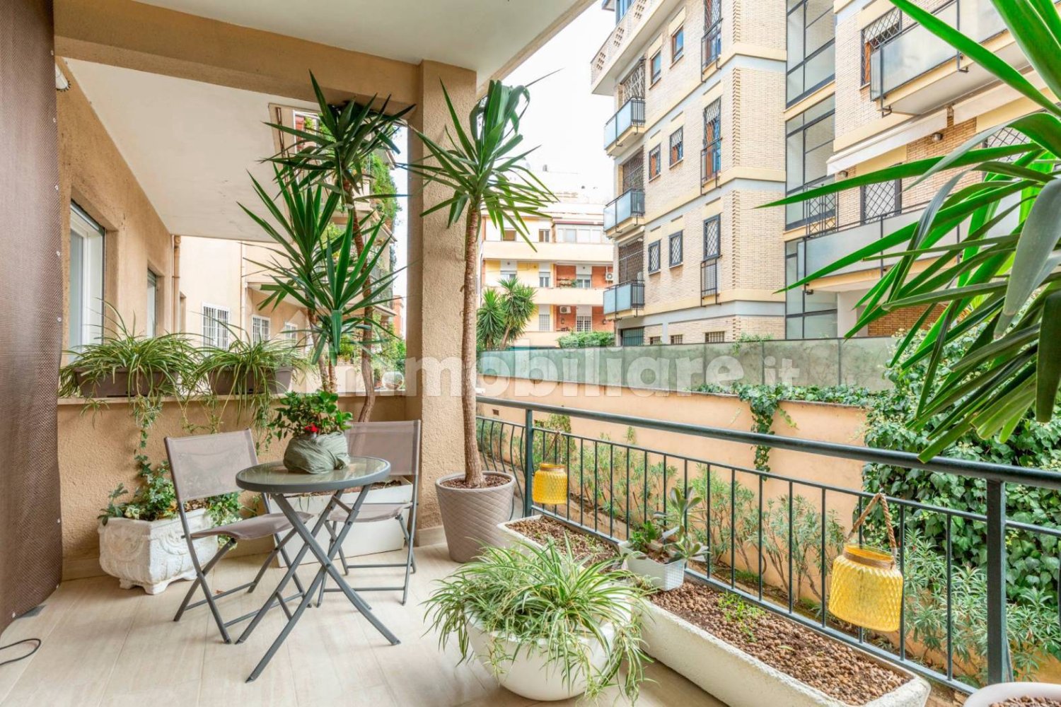 2 bedrooms Apartment in Rome, Italy No. 375622