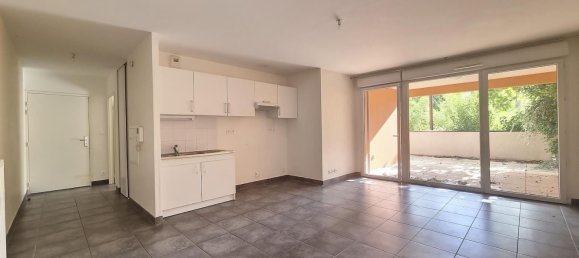 2 bedrooms Apartment in Olivet, France No. 274545 3