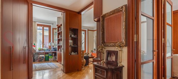 3 bedrooms Apartment in Milan, Italy No. 362696 16