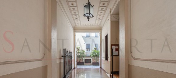 3 bedrooms Apartment in Milan, Italy No. 362696 20