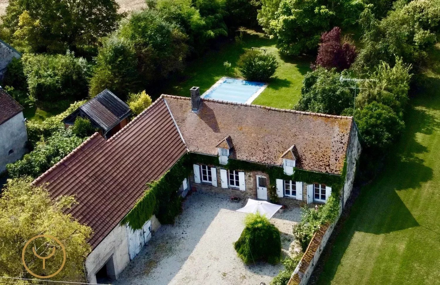 3 chambres Maison à Rigny-la-Nonneuse, France No. 256951