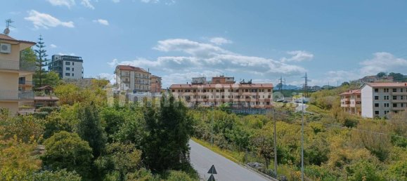 Apartamento de 2 dormitorios en Salerno, Italy No. 272199 36