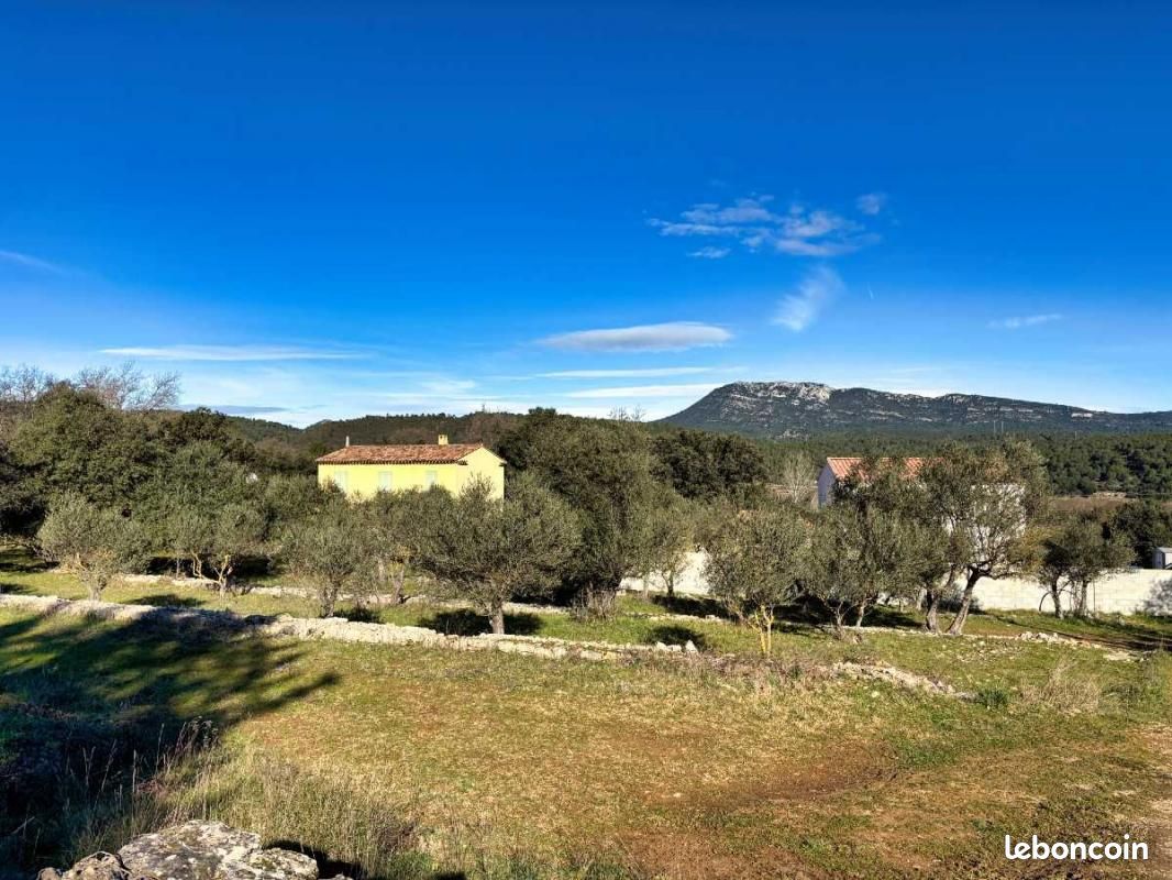 Terrain à Correns, France 1412m² No. 193757