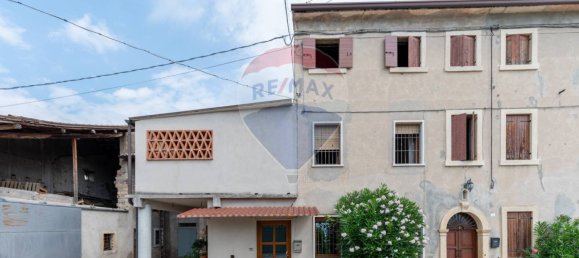 4 bedrooms House in Pescantina, Italy No. 272907 26