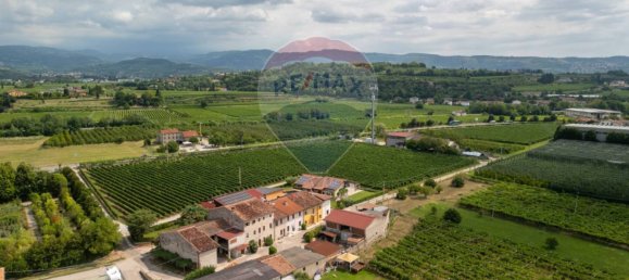 4 bedrooms House in Pescantina, Italy No. 272907 30