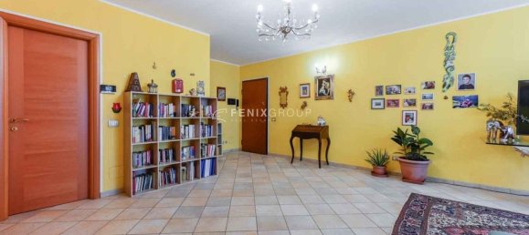 4-salle Appartement à Pieve Emanuele, Italy No. 163529 5