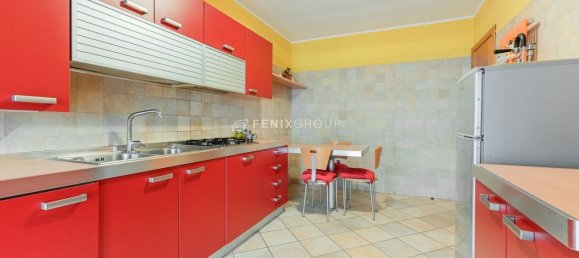 4-salle Appartement à Pieve Emanuele, Italy No. 163529 12