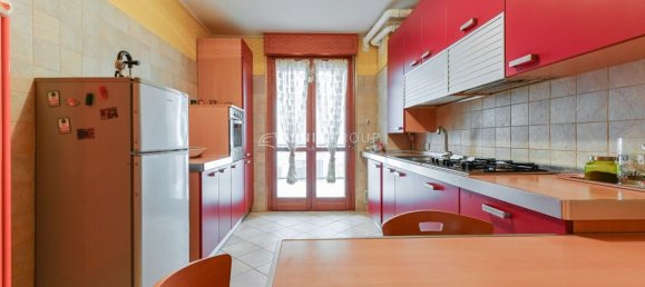 4-salle Appartement à Pieve Emanuele, Italy No. 163529 10