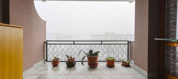 4-salle Appartement à Pieve Emanuele, Italy No. 163529 9