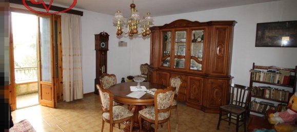 5-salle Appartement à Bucine, Italy No. 230697 3