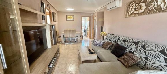 3 bedrooms Apartment in Alicante, Spain No. 168399 2