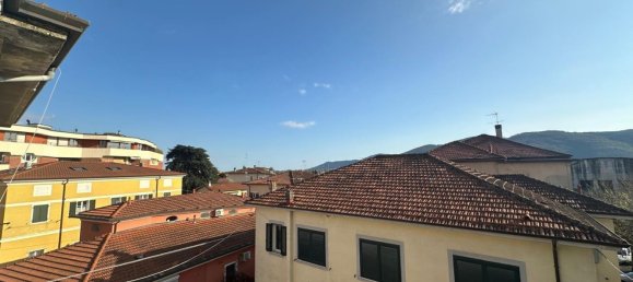 4 rooms Apartment in Sarzana, Italy No. 98536 29