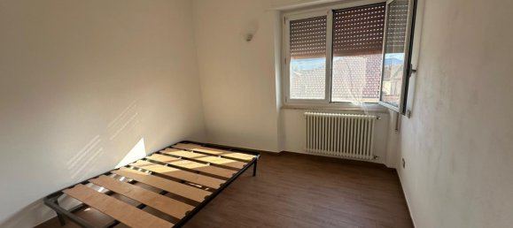 4 rooms Apartment in Sarzana, Italy No. 98536 34