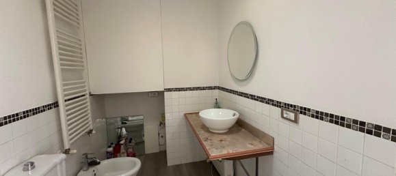 4 rooms Apartment in Sarzana, Italy No. 98536 32