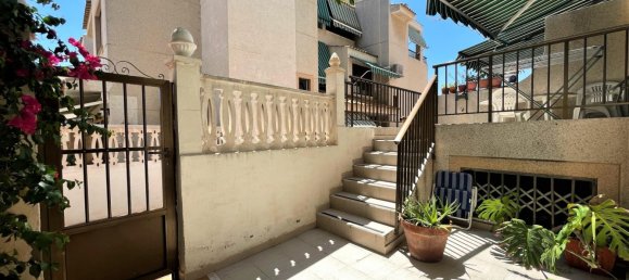 4 bedrooms House in Guardamar del Segura, Spain No. 8261 8