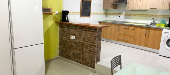 4 bedrooms Apartment in Cadiz, Spain No. 180041 13