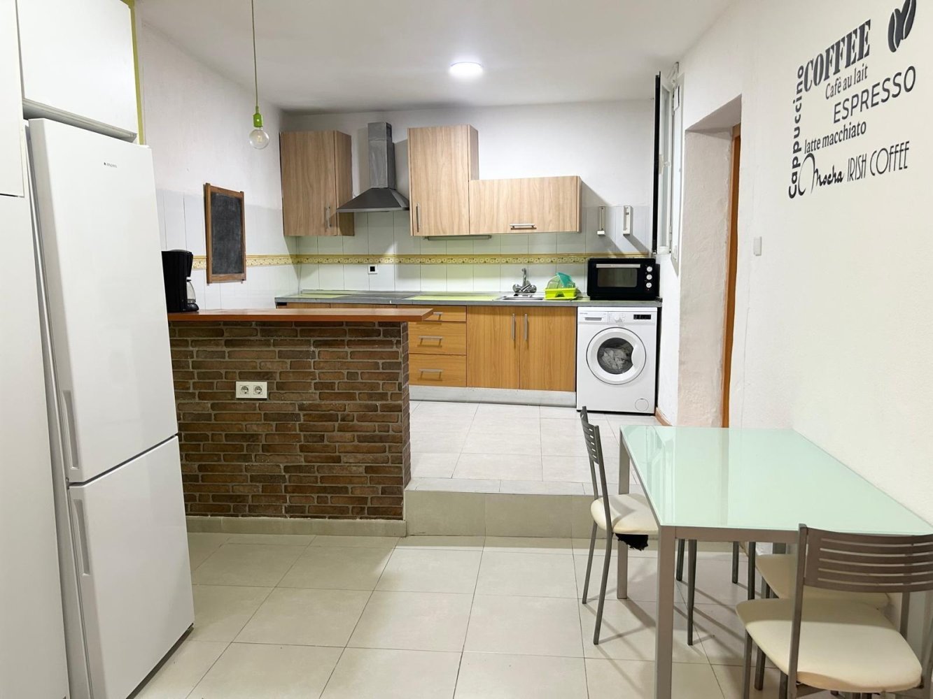 4 bedrooms Apartment in Cadiz, Spain No. 180041