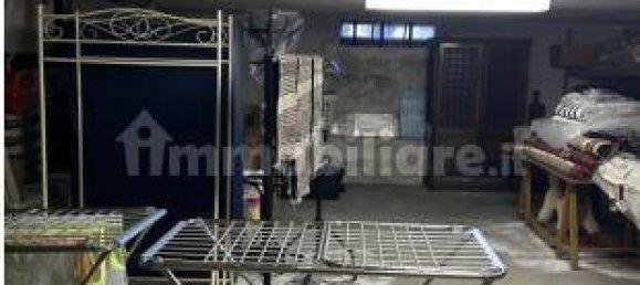 Apartamento de 6 dormitorios en Erba, Italy No. 3930 19