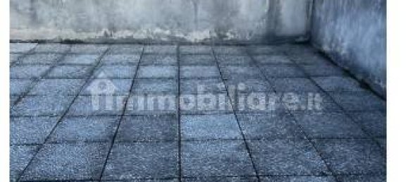 Apartamento de 6 dormitorios en Erba, Italy No. 3930 15