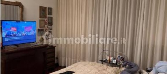 Apartamento de 6 dormitorios en Erba, Italy No. 3930 12