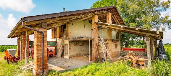 Дом с 4 комнатами в Фоссано, Италия № 112267 5