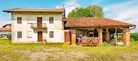 Дом с 4 комнатами в Фоссано, Италия № 112267 6