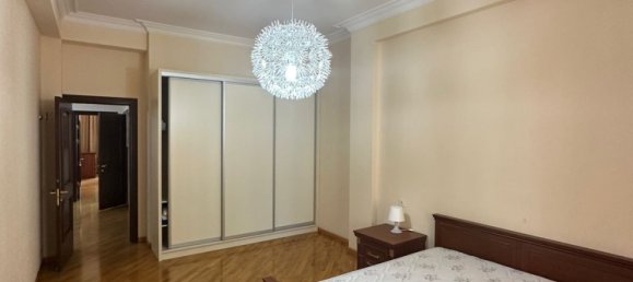 3 Schlafzimmer Wohnung in Nasimi, Azerbaijan, Nr. 1807 2