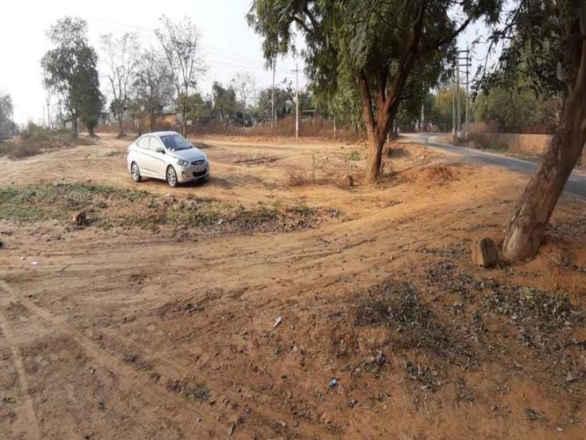  Land in Gurgaon, India No. 31798