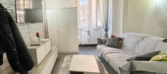 3-Zimmer Wohnung in Naples, Italy, Nr. 136576 6