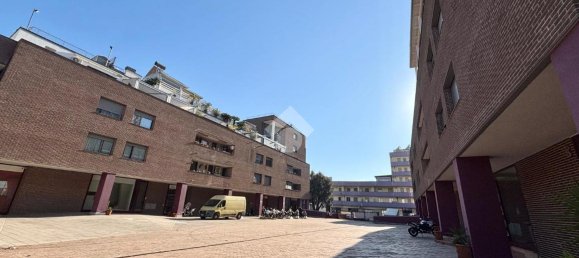 3-Zimmer Wohnung in Naples, Italy, Nr. 136576 2