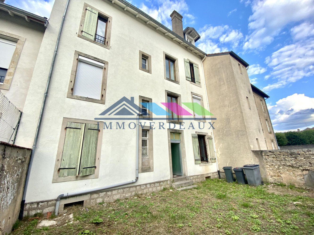 16 rooms Building in Luneville, France No. 91312