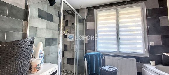 2 bedrooms House in Anguilcourt-le-Sart, France No. 81464 4