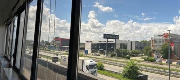 1380m² Building in Corsico, Italy No. 113999 15